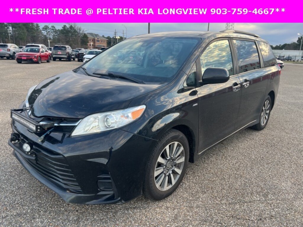 Used 2020 Toyota Sienna LE Minivan/Van