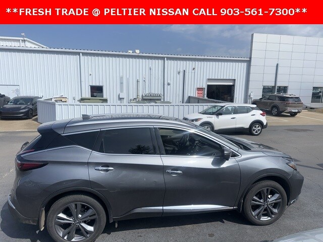 2023 Nissan Murano Platinum photo 3