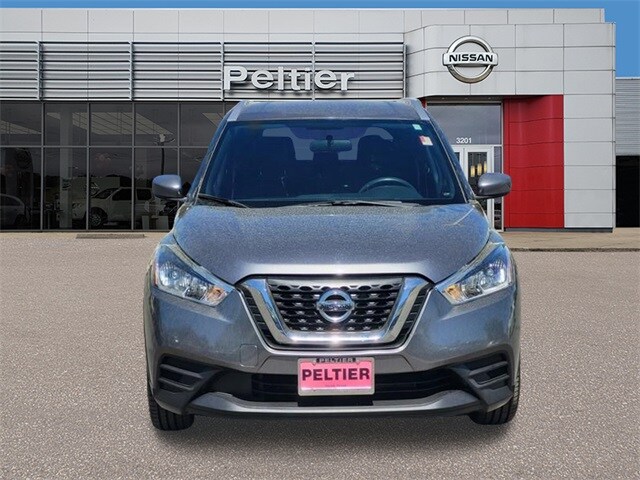 2018 Nissan Kicks SV photo 2