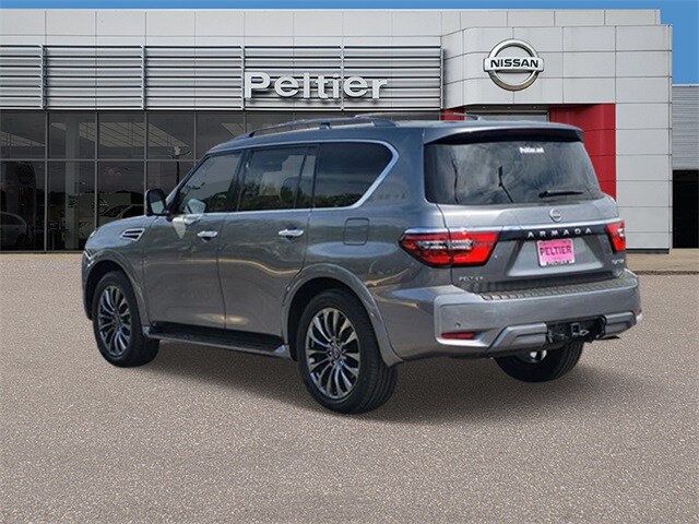 2023 Nissan Armada Platinum photo 4