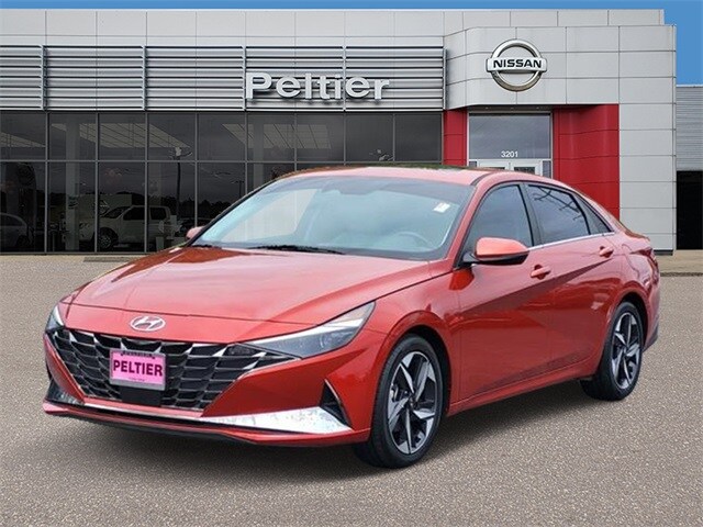 2021 Hyundai Elantra Limited photo 3