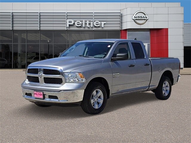 2020 Ram 1500 Classic Tradesman photo 3