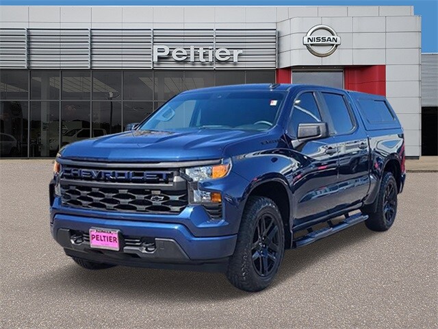 2022 Chevrolet Silverado 1500 Custom photo 3