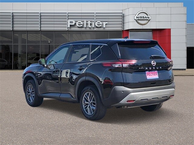 2023 Nissan Rogue S photo 2