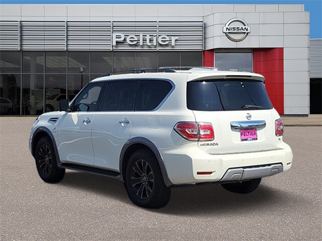2017 Nissan Armada SL photo 4