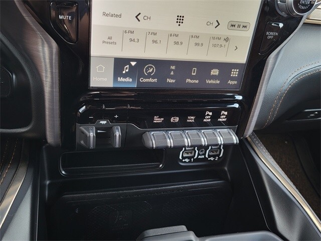 2022 RAM Ram 3500 Pickup Longhorn - Photo 24