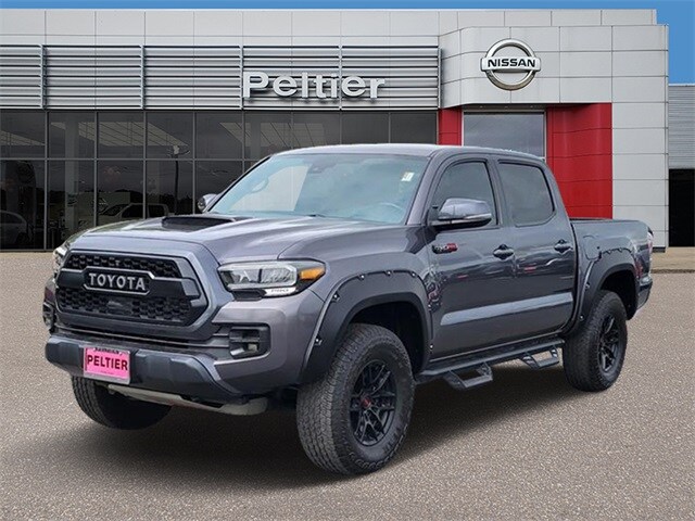 2020 Toyota Tacoma TRD Pro photo 3