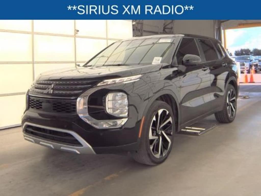 Used 2022 Mitsubishi Outlander SE SUV