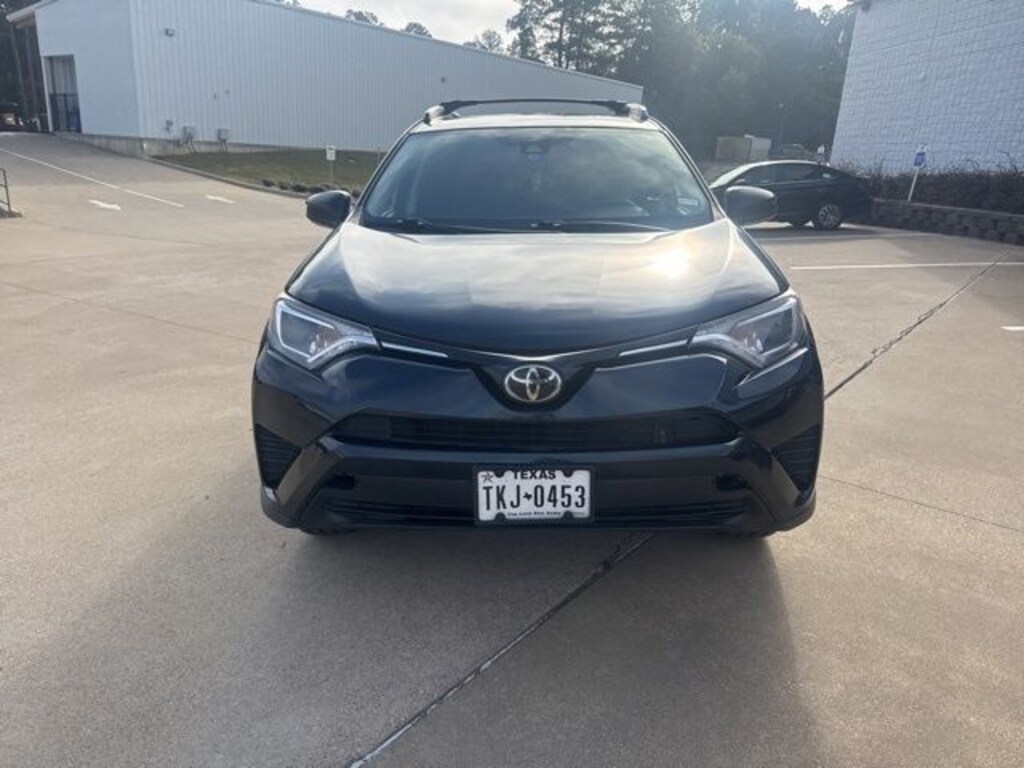 Used 2018 Toyota RAV4 LE SUV