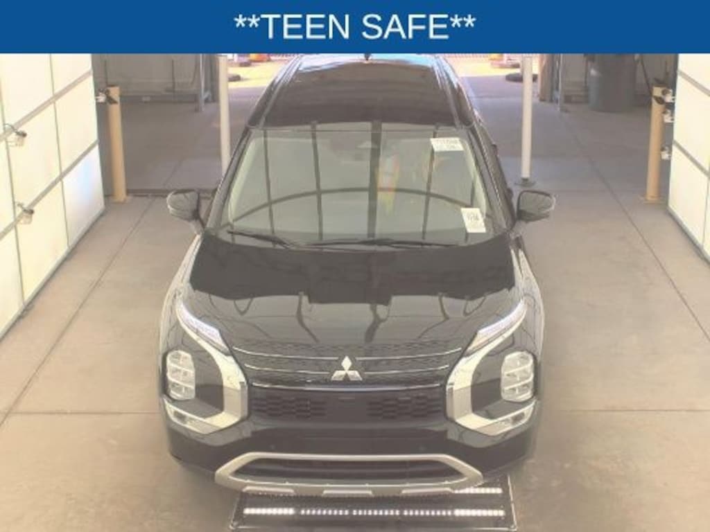 Used 2022 Mitsubishi Outlander SE SUV