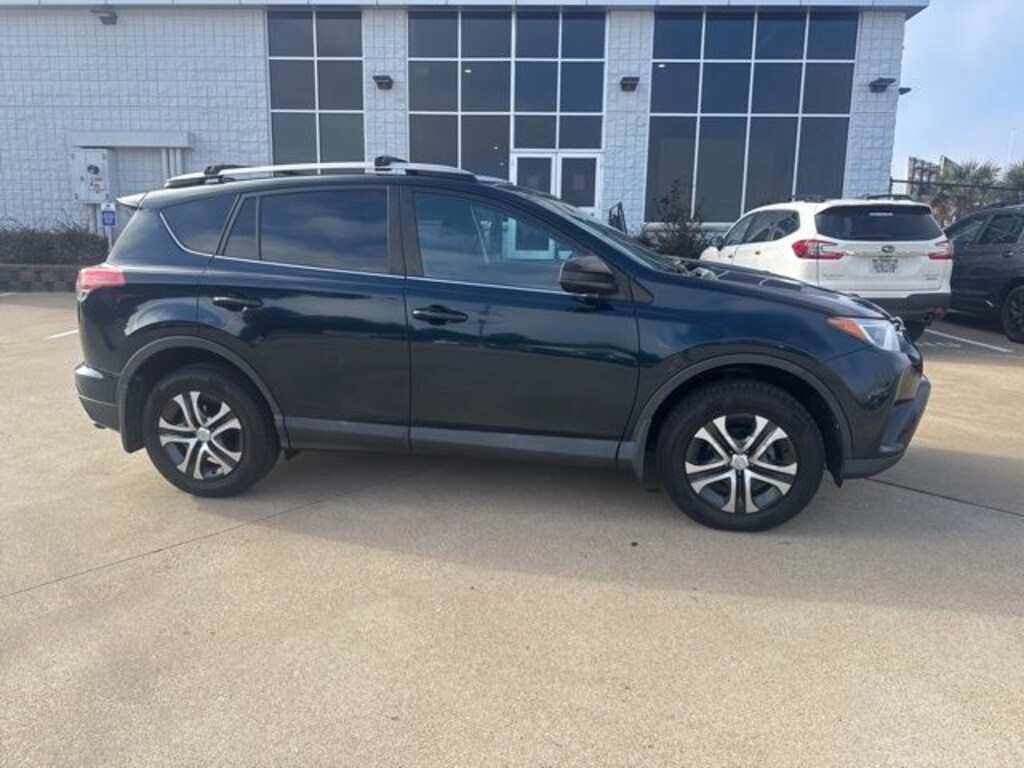 Used 2018 Toyota RAV4 LE SUV