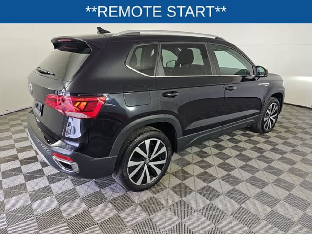 Used 2022 Volkswagen Taos 1.5T SE SUV