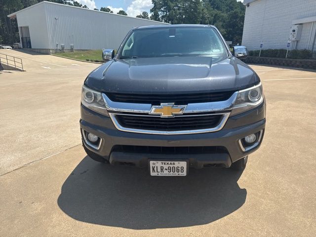 2017 Chevrolet Colorado LT photo 2