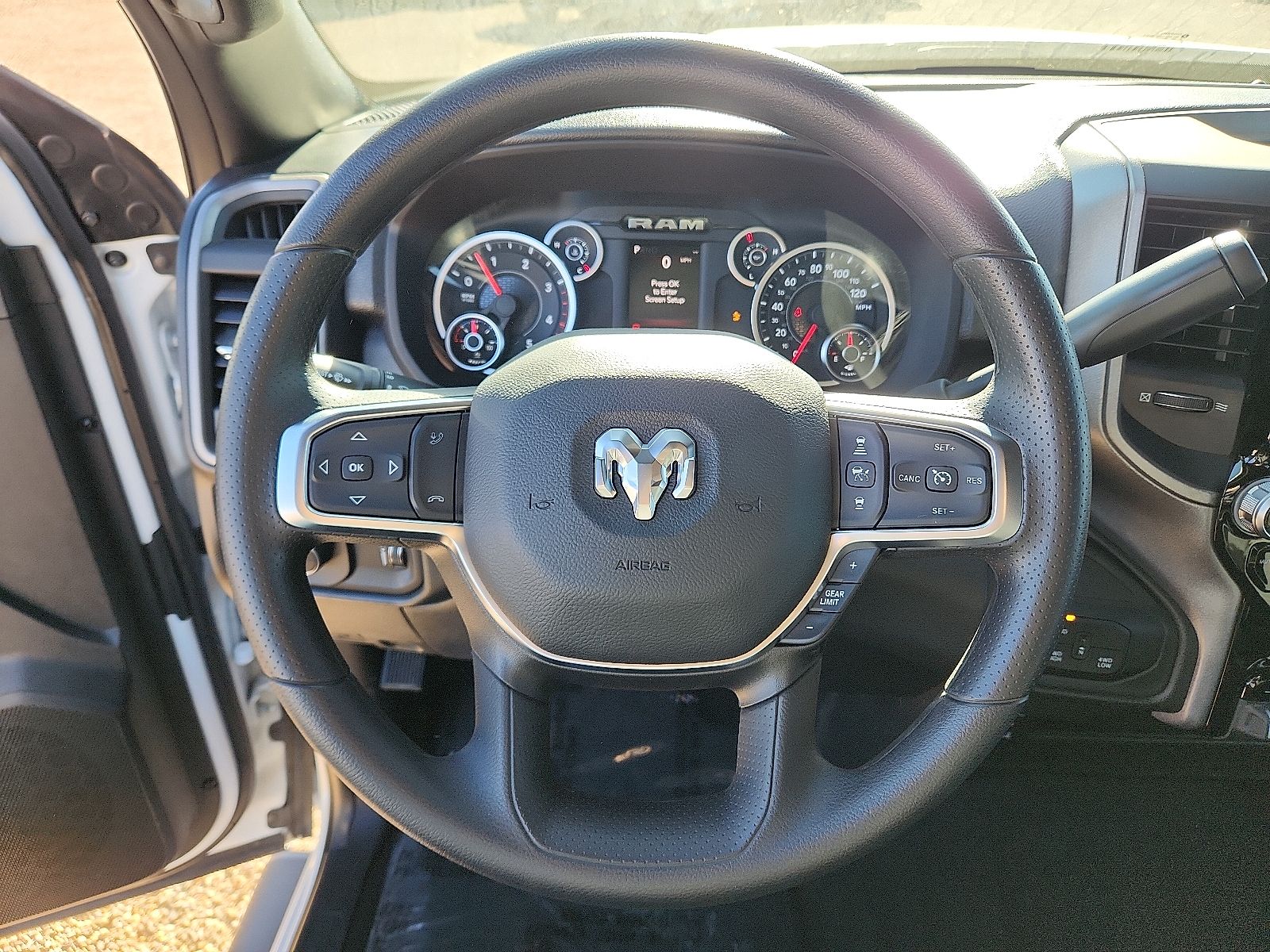 2026 RAM 2500 Tradesman - Photo 15