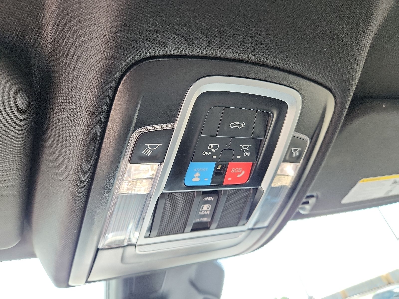 2025 RAM Ram 1500 Pickup Rebel - Photo 19