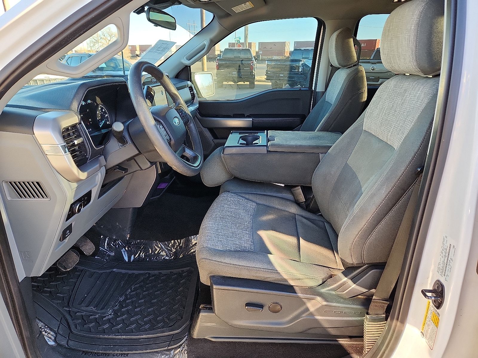 2023 Ford F-150 XLT - Photo 12