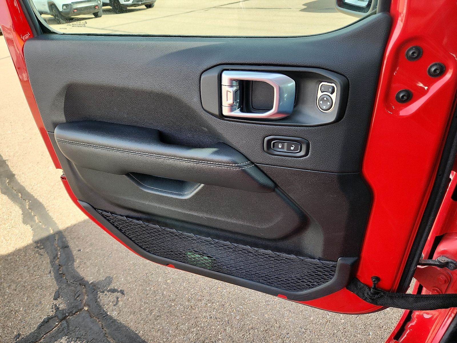 2023 Jeep Wrangler 4-Door Sahara - Photo 14