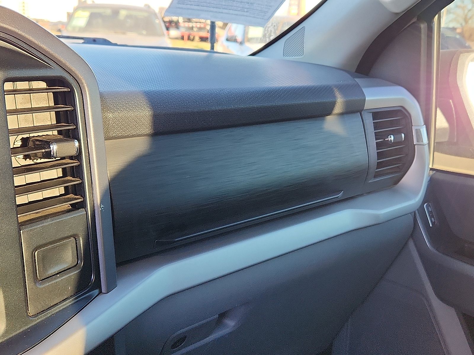 2023 Ford F-150 XLT - Photo 20