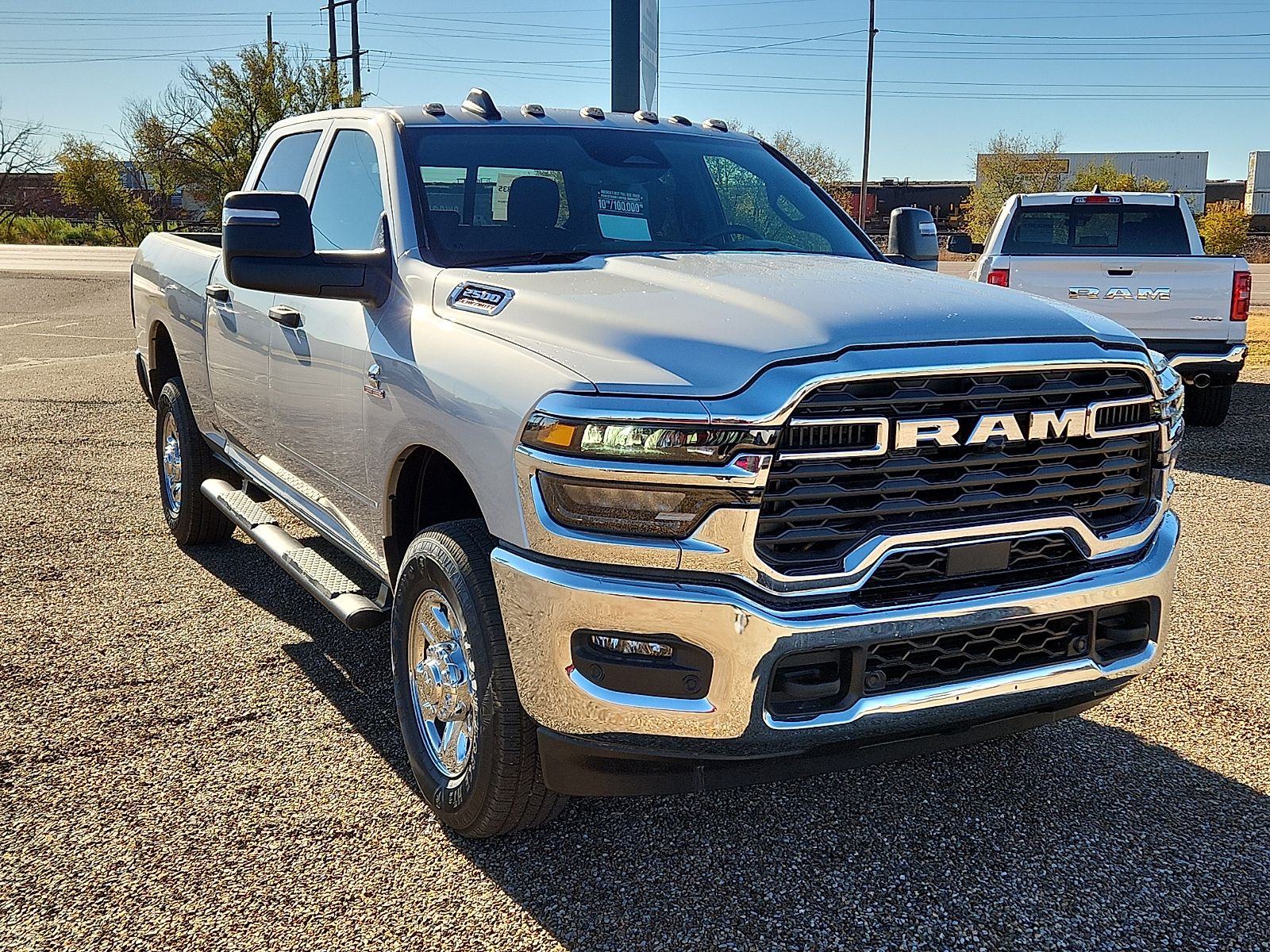 2026 RAM 2500 Tradesman - Photo 6