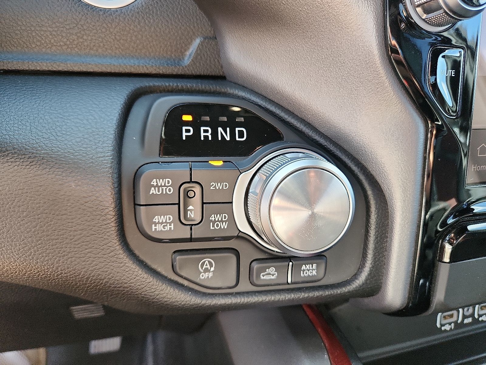 2025 RAM Ram 1500 Pickup Rebel - Photo 15