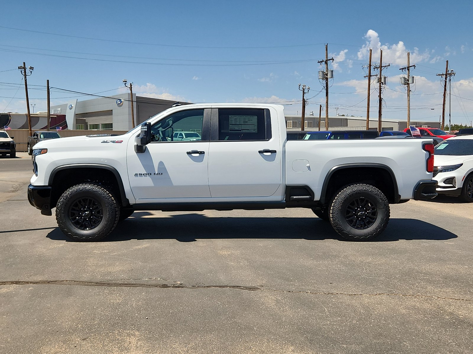 2026 Chevrolet Silverado 2500 HD ZR2 - Photo 2