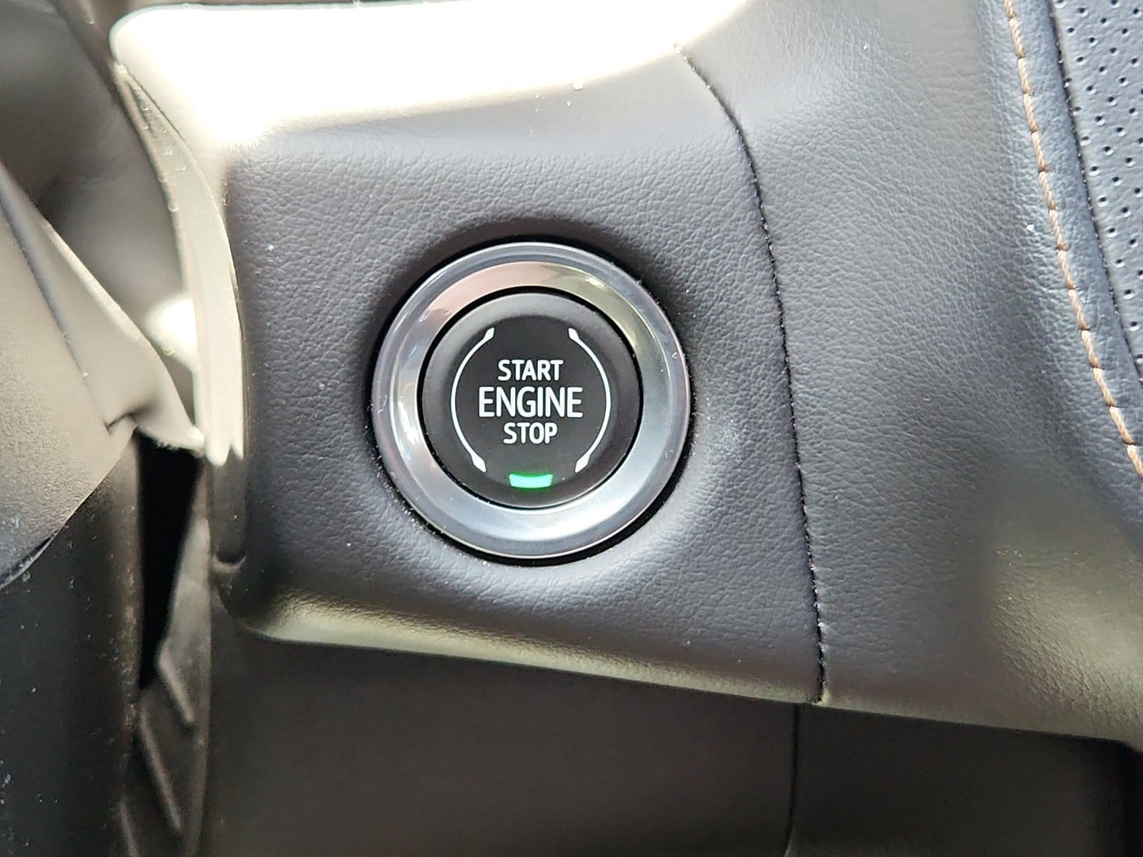 2023 GMC Yukon XL AT4 - Photo 18