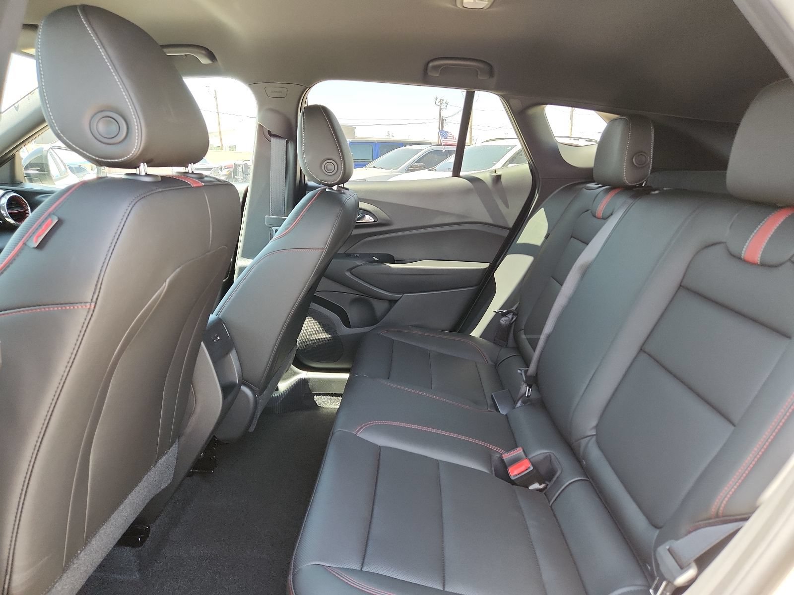 2026 Chevrolet Trax RS - Photo 8