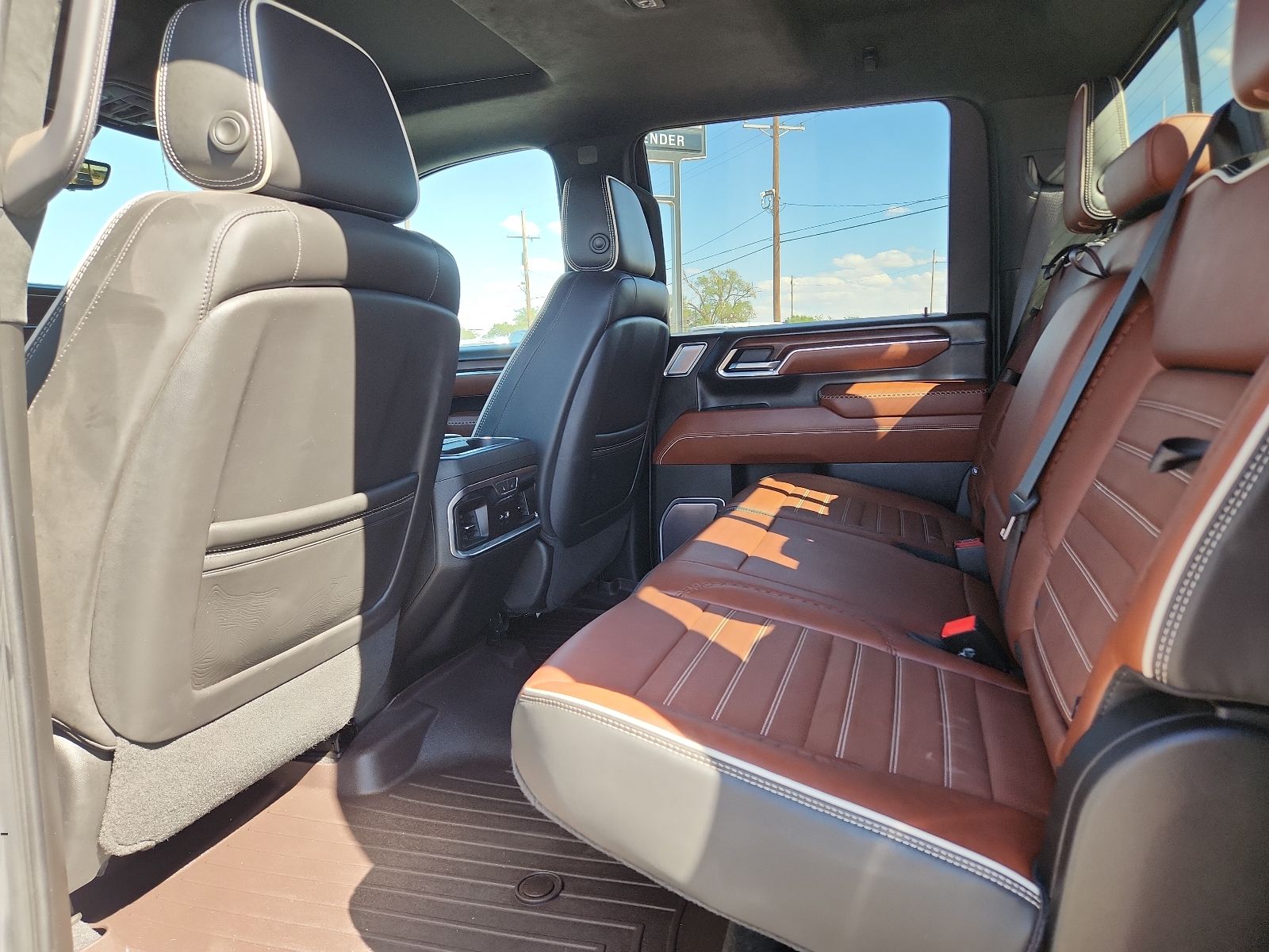 2024 GMC Sierra 2500HD Denali Ultimate - Photo 8