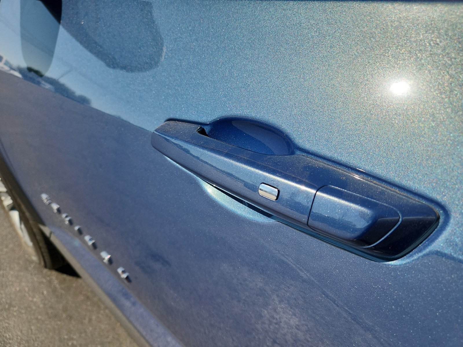 2027 Chevrolet Equinox LT - Photo 14