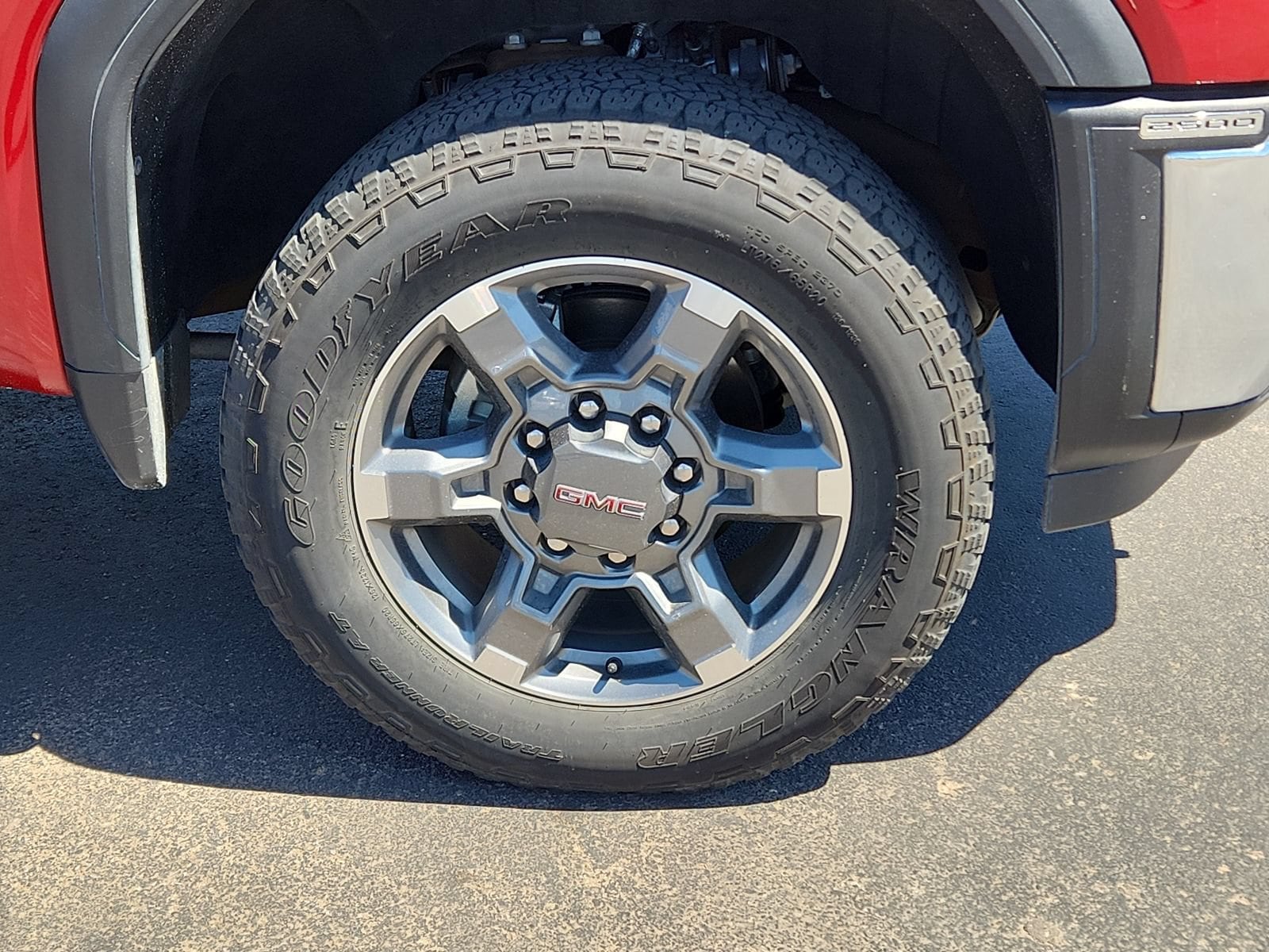 2025 GMC Sierra 2500HD SLT - Photo 7
