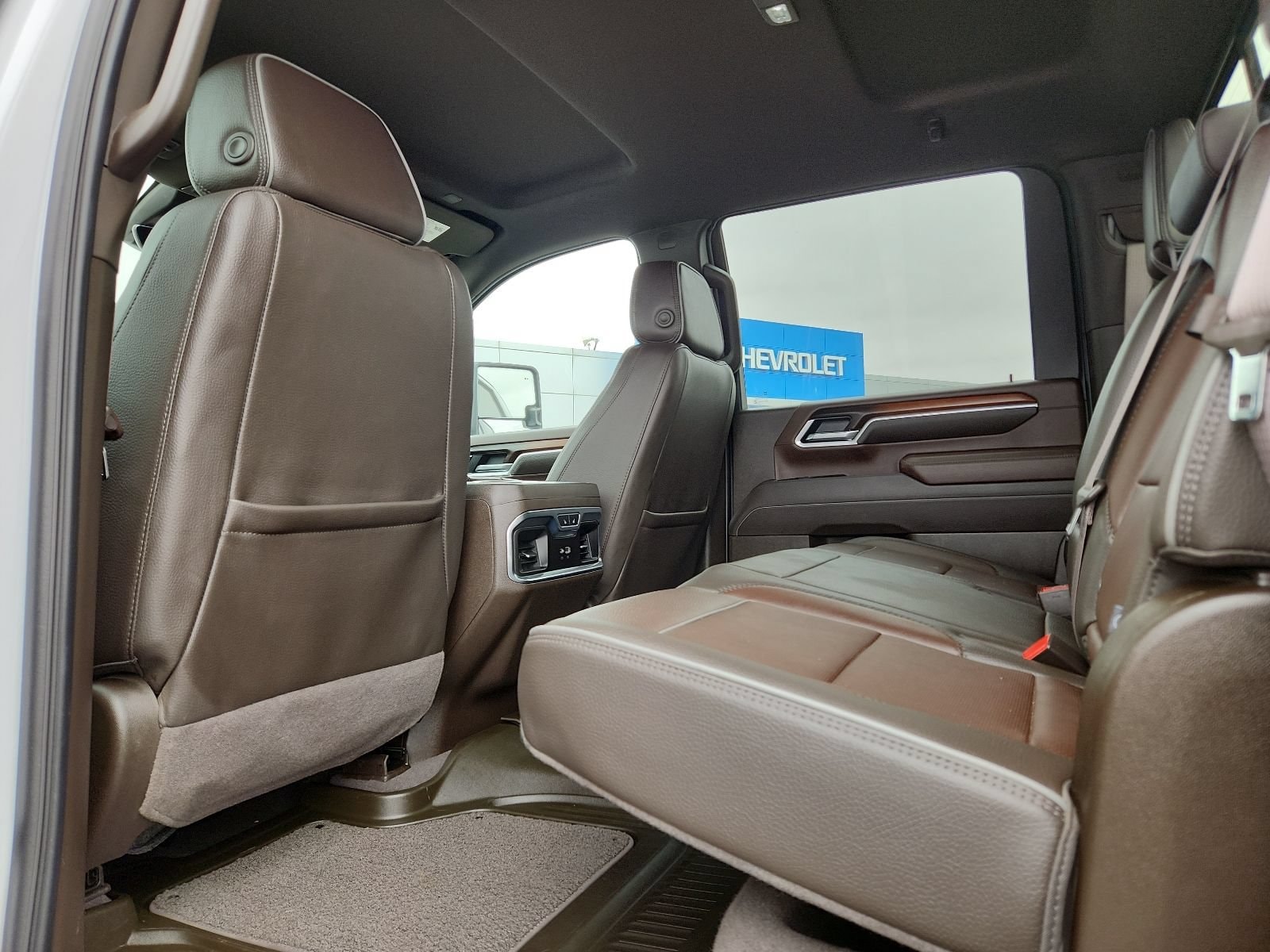 2025 GMC Sierra 2500HD Denali - Photo 8