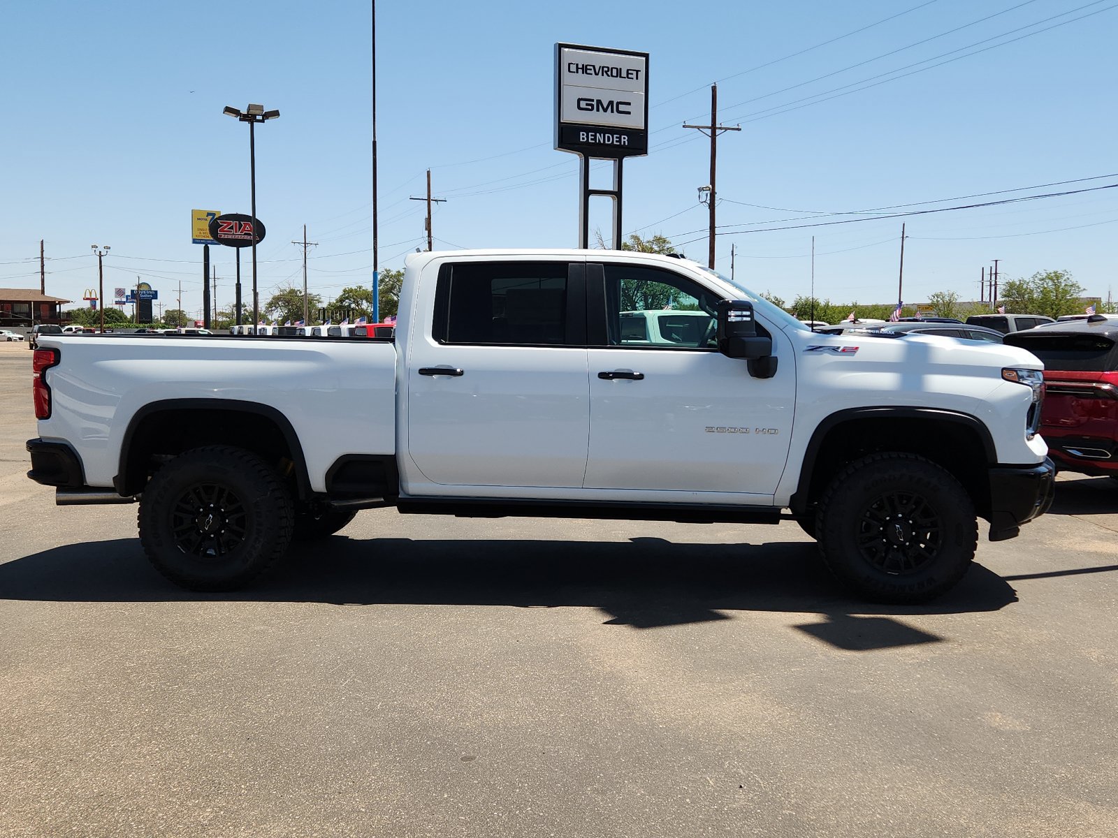 2026 Chevrolet Silverado 2500 HD ZR2 - Photo 5