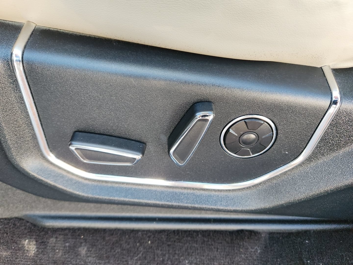 2021 Ford Expedition Platinum - Photo 13