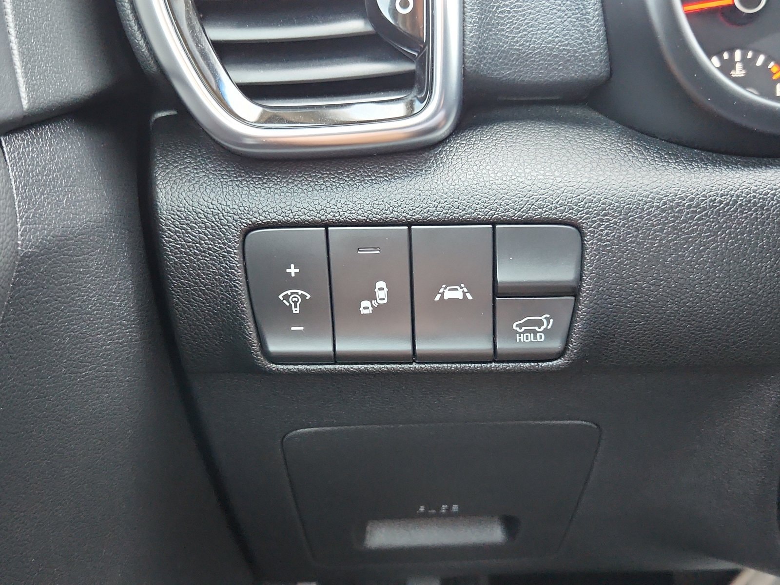 2021 Kia Sportage EX - Photo 17