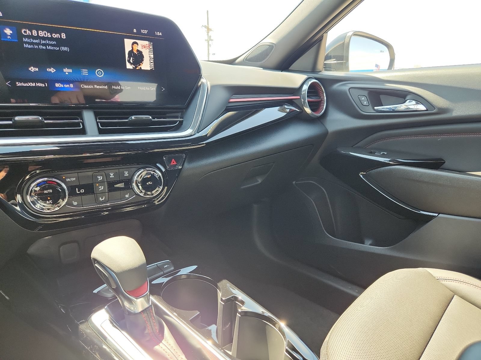 2026 Chevrolet Trax RS - Photo 20