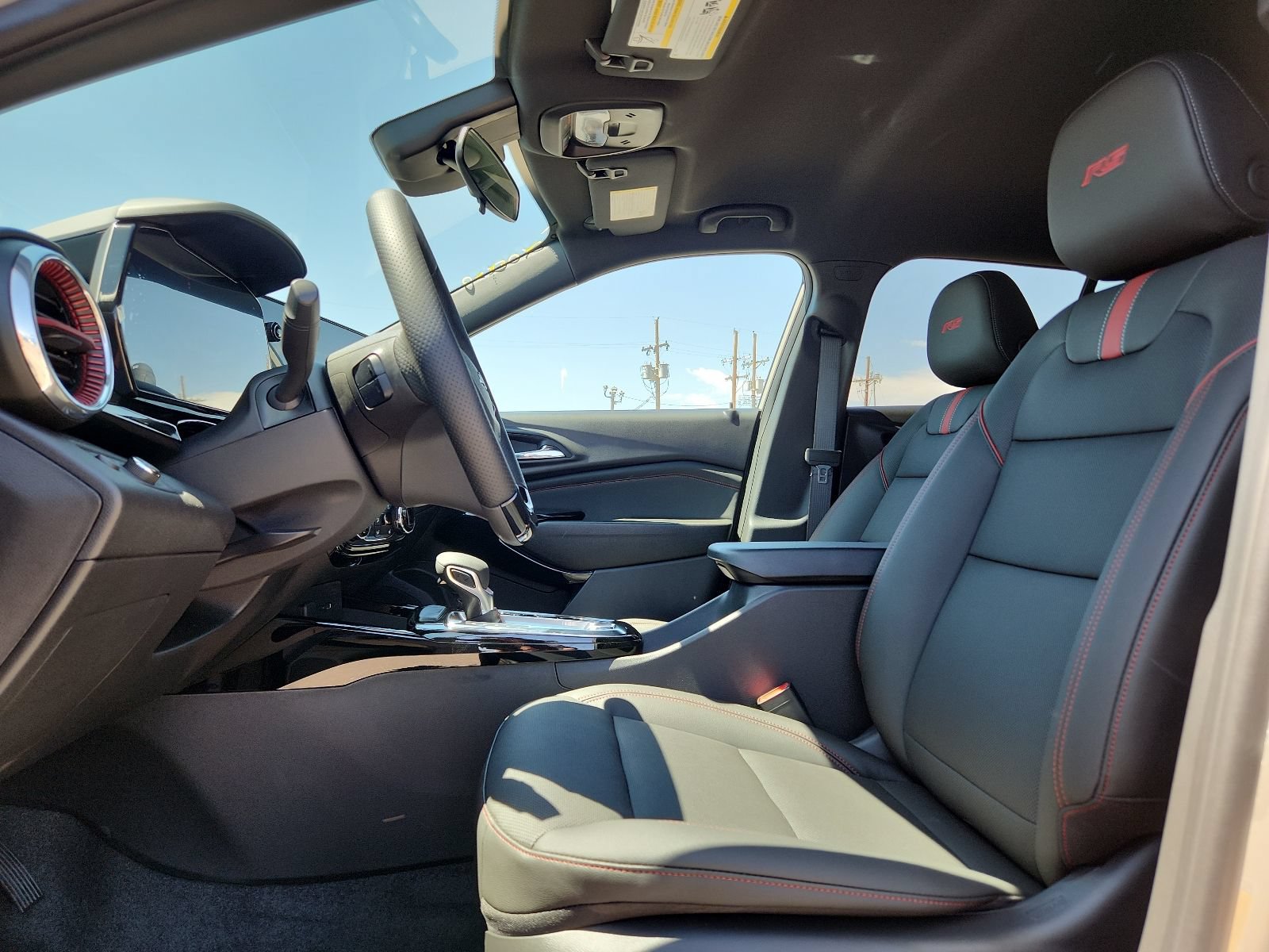 2026 Chevrolet Trax RS - Photo 13