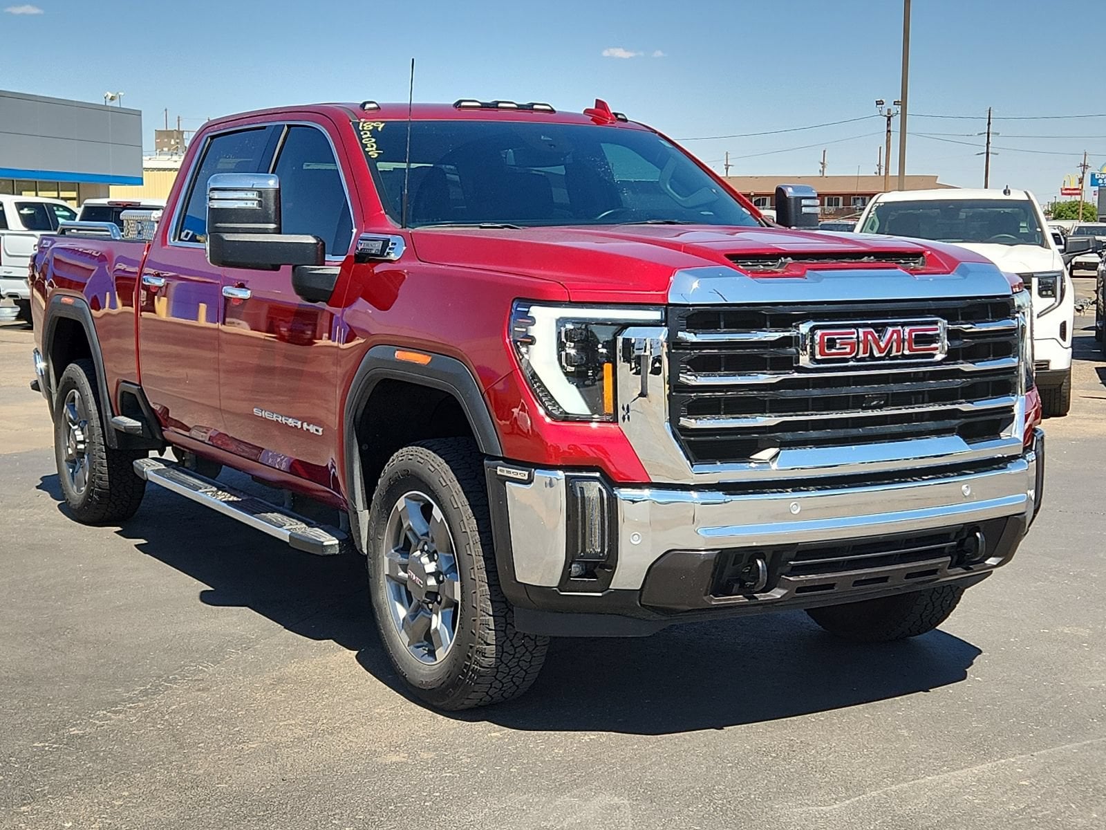 2025 GMC Sierra 2500HD SLT - Photo 6