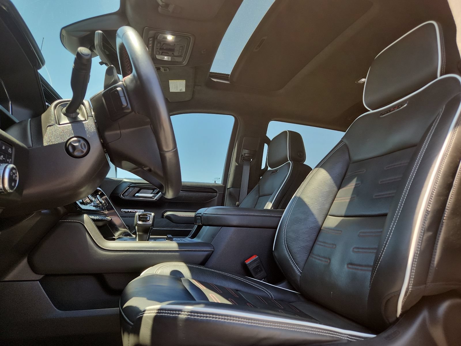 2024 GMC Sierra 1500 AT4X - Photo 11