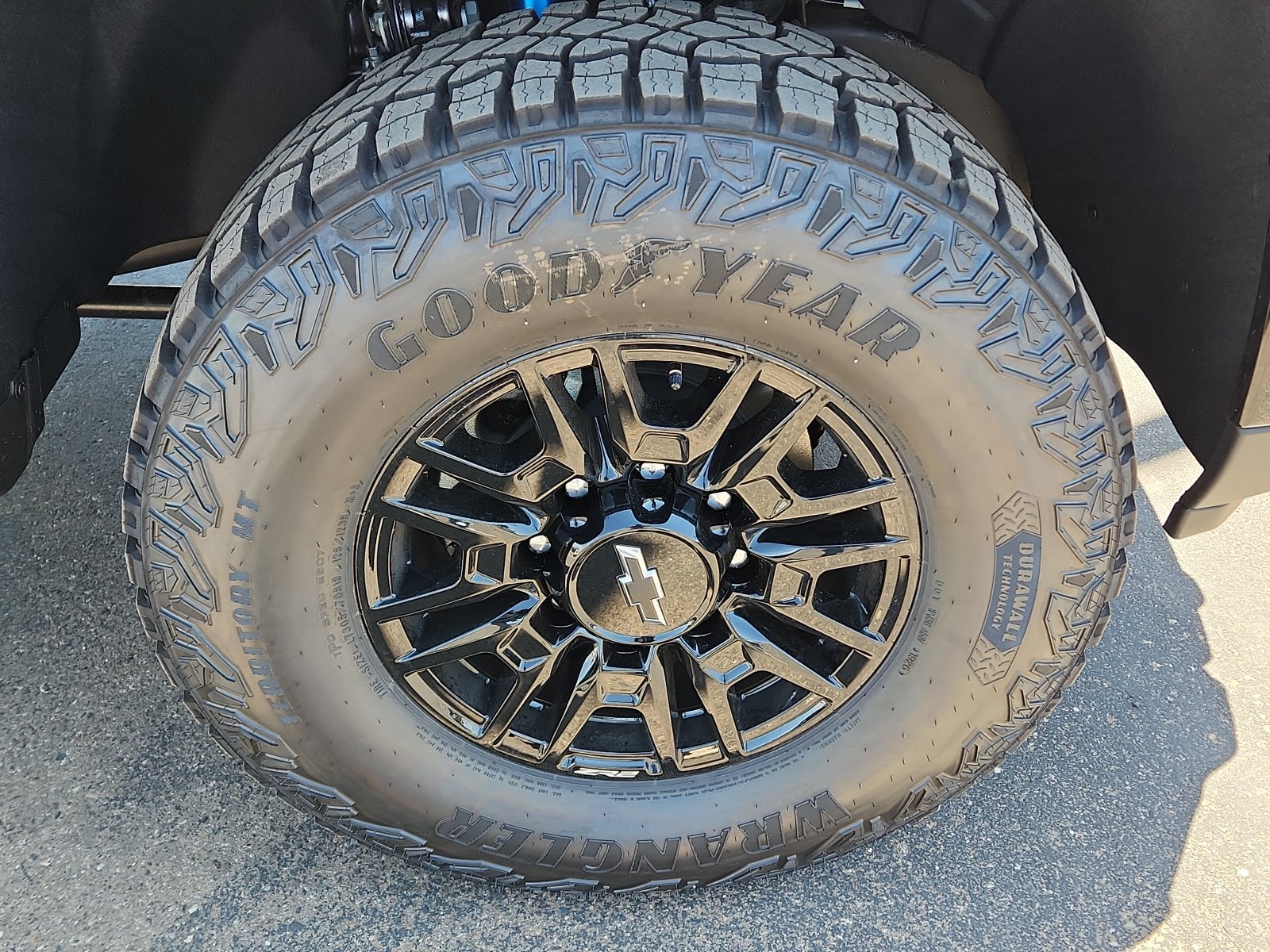 2026 Chevrolet Silverado 2500 HD ZR2 - Photo 7