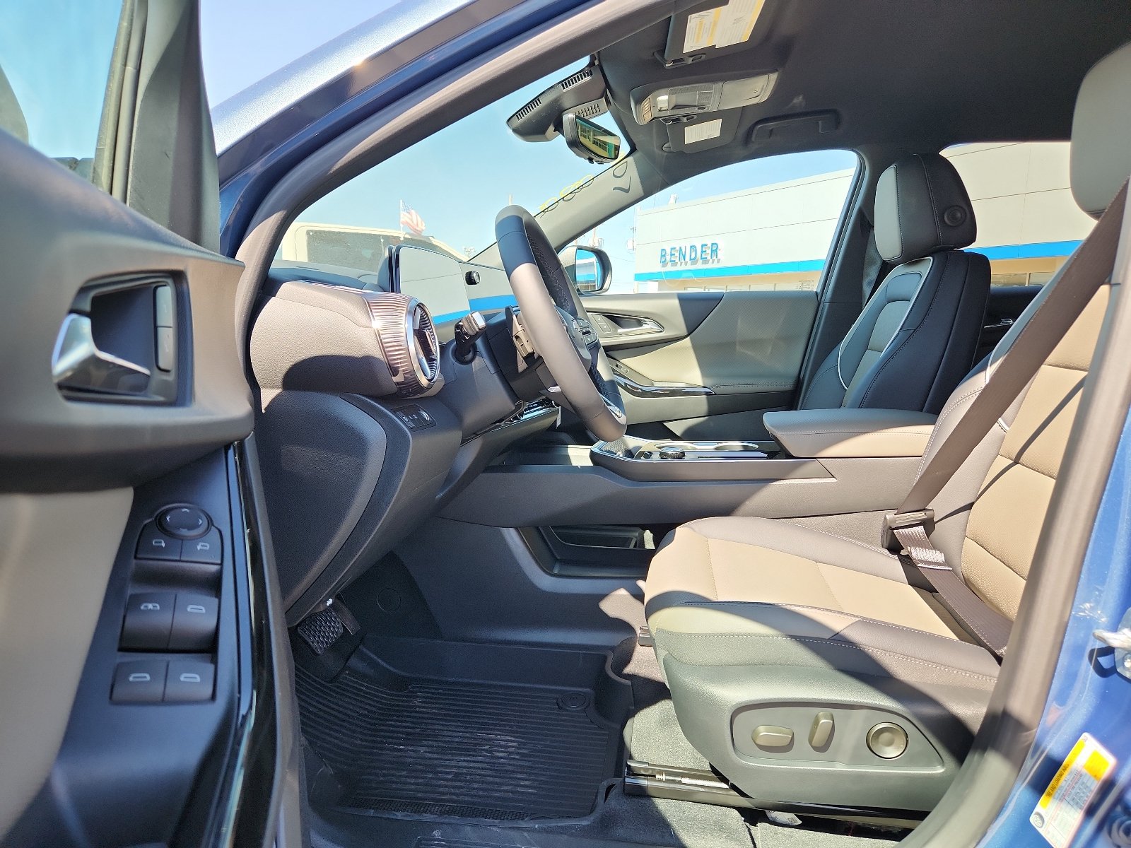 2027 Chevrolet Equinox LT - Photo 15