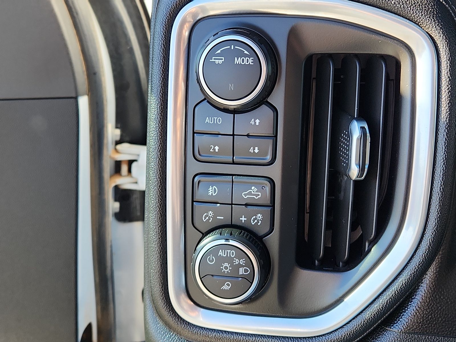 2020 Chevrolet Silverado 2500HD LTZ - Photo 16