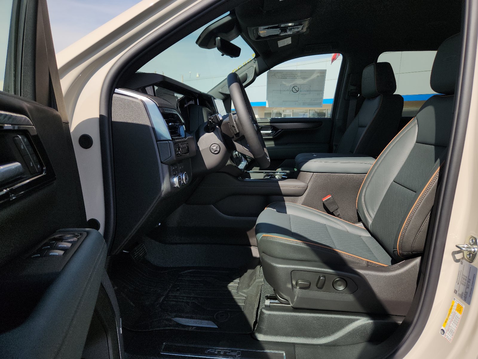 2027 GMC Yukon XL AT4 - Photo 15