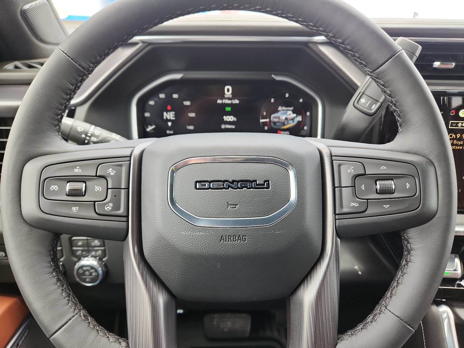 2026 GMC Sierra 2500HD Denali Ultimate - Photo 19