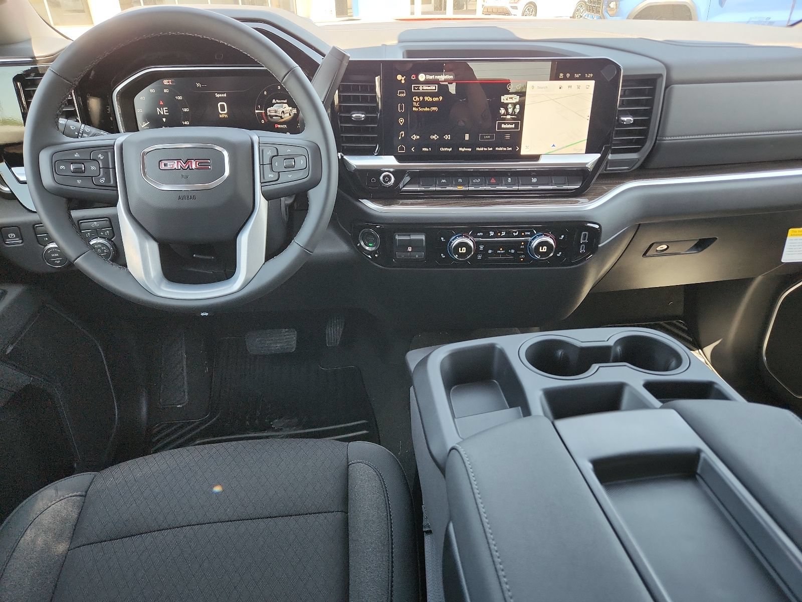 2026 GMC Sierra 1500 Elevation - Photo 10