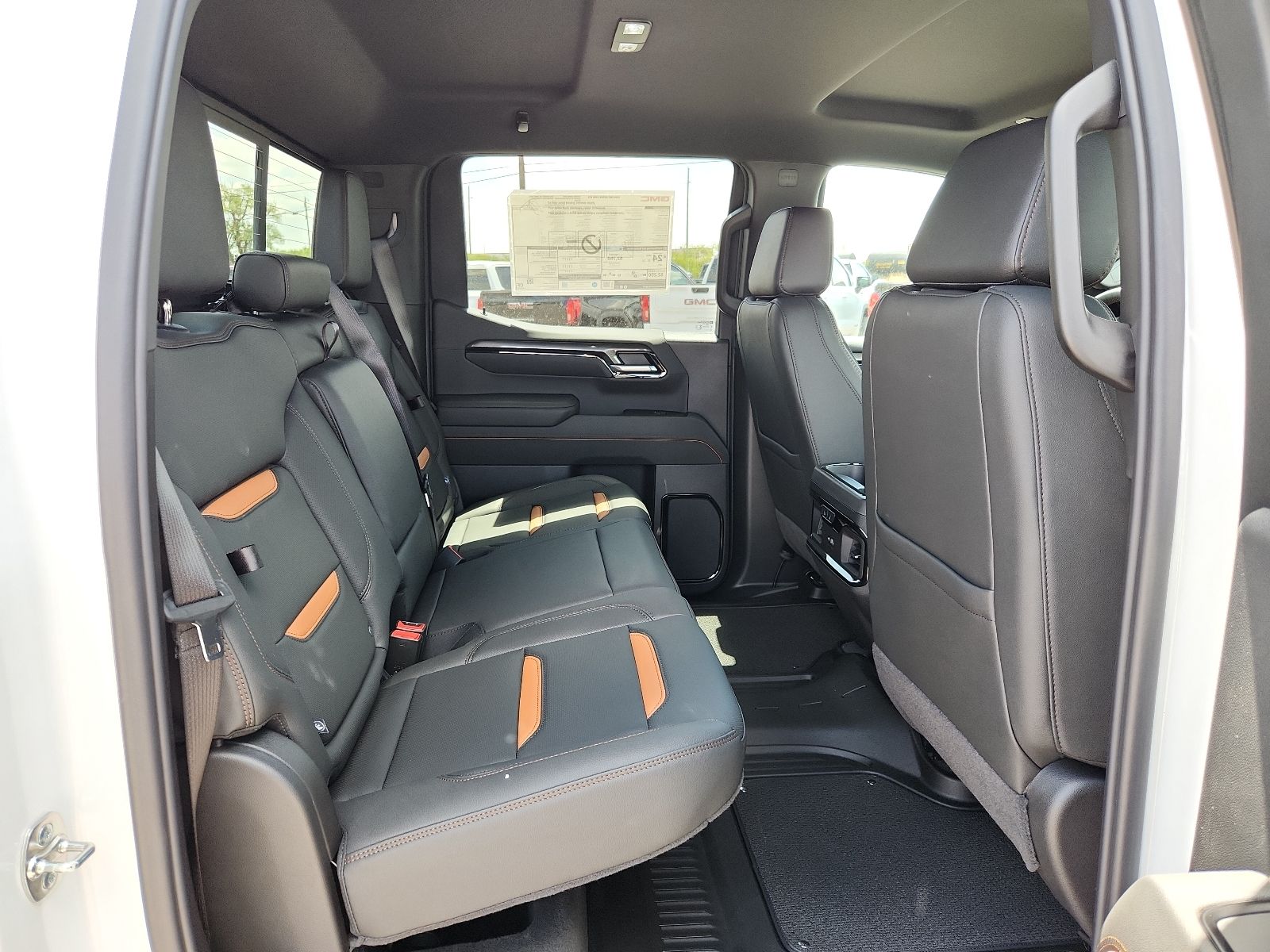 2026 GMC Sierra 1500 AT4 - Photo 11