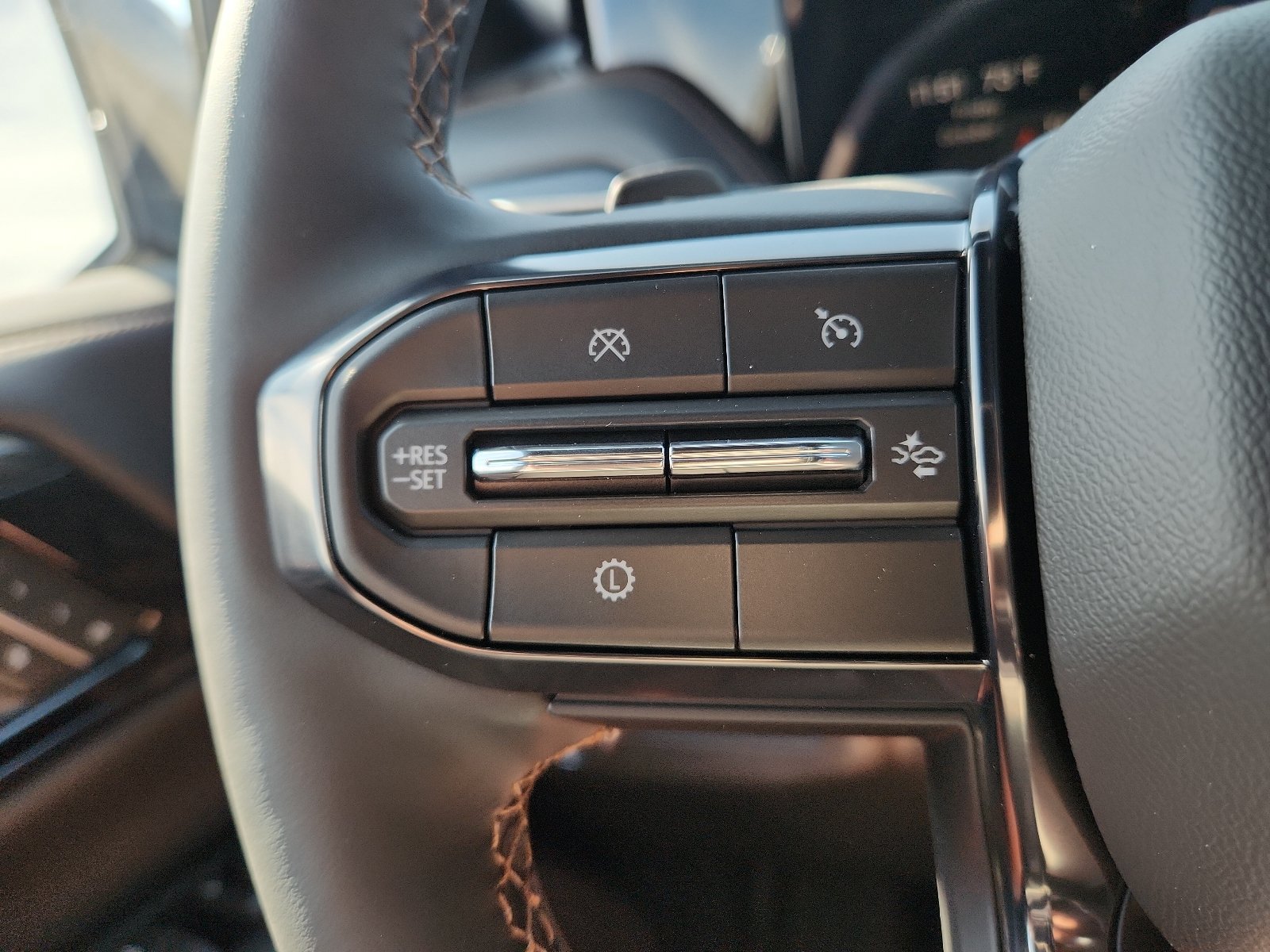 2027 GMC Yukon XL AT4 - Photo 19