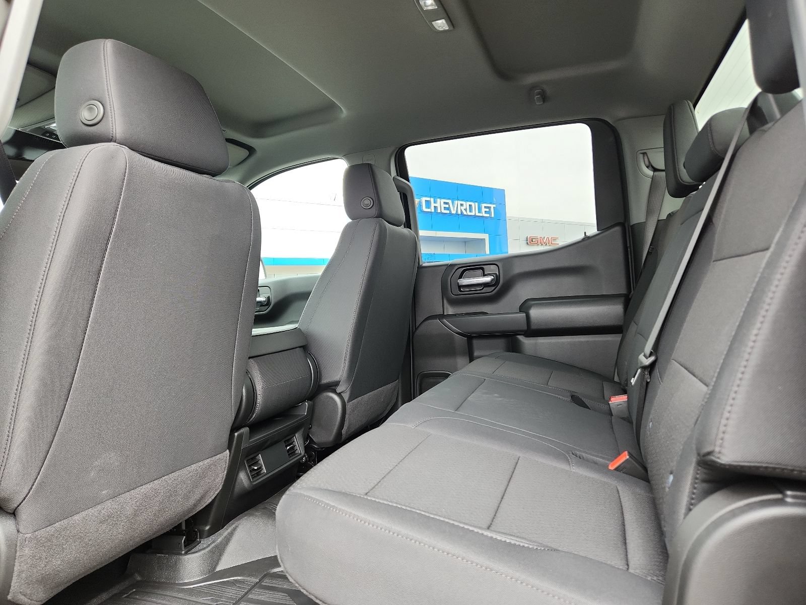 2026 GMC Sierra 1500 Pro - Photo 8