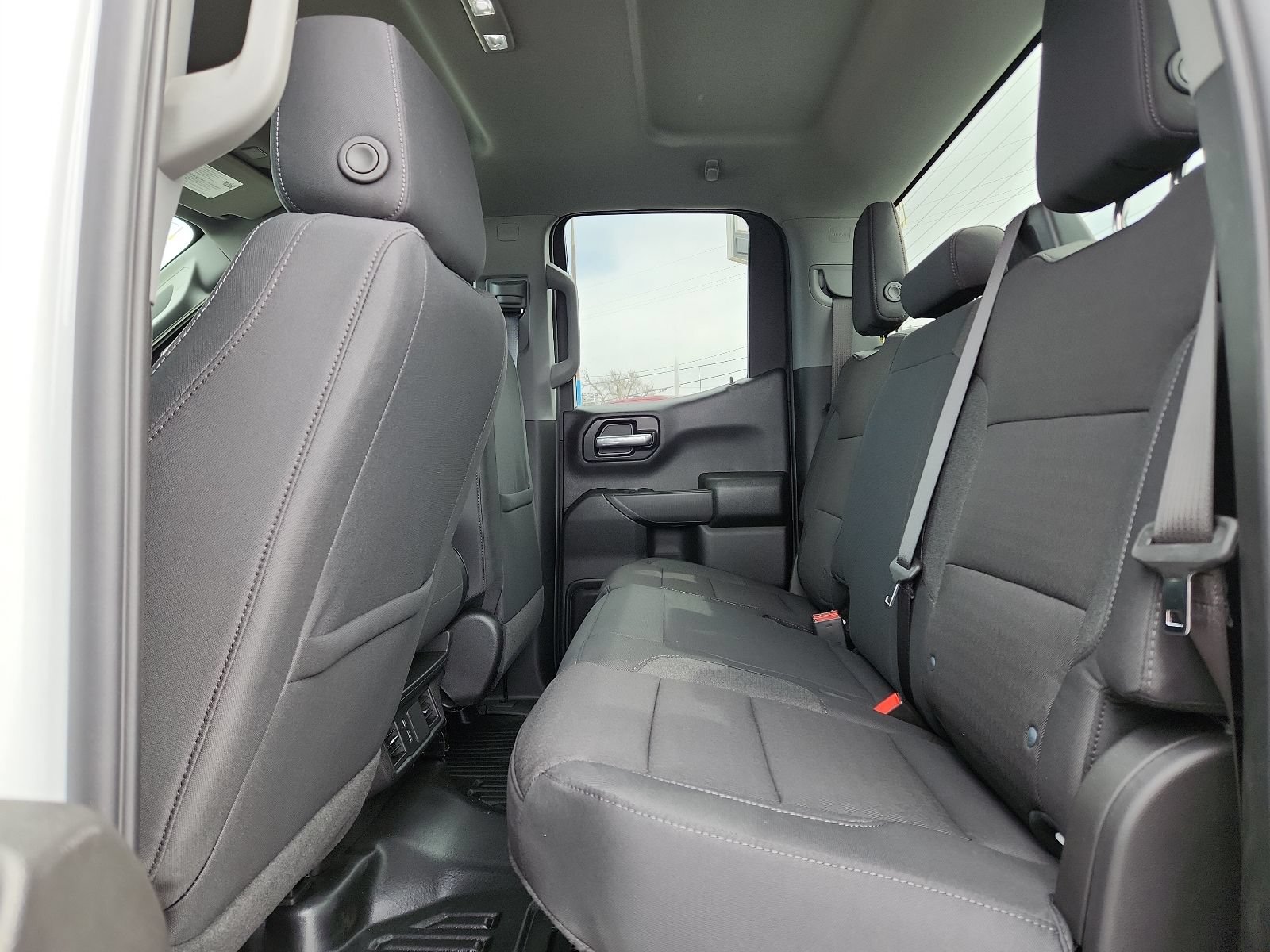 2026 GMC Sierra 1500 Pro - Photo 9