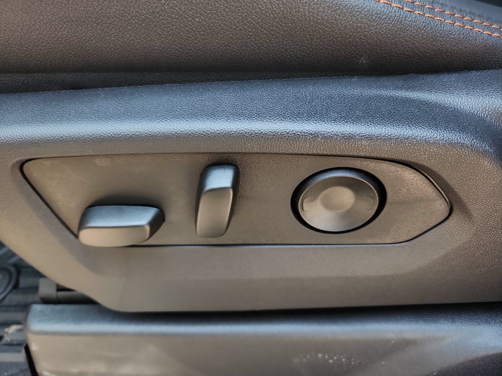 2026 GMC Sierra 2500HD AT4 - Photo 11