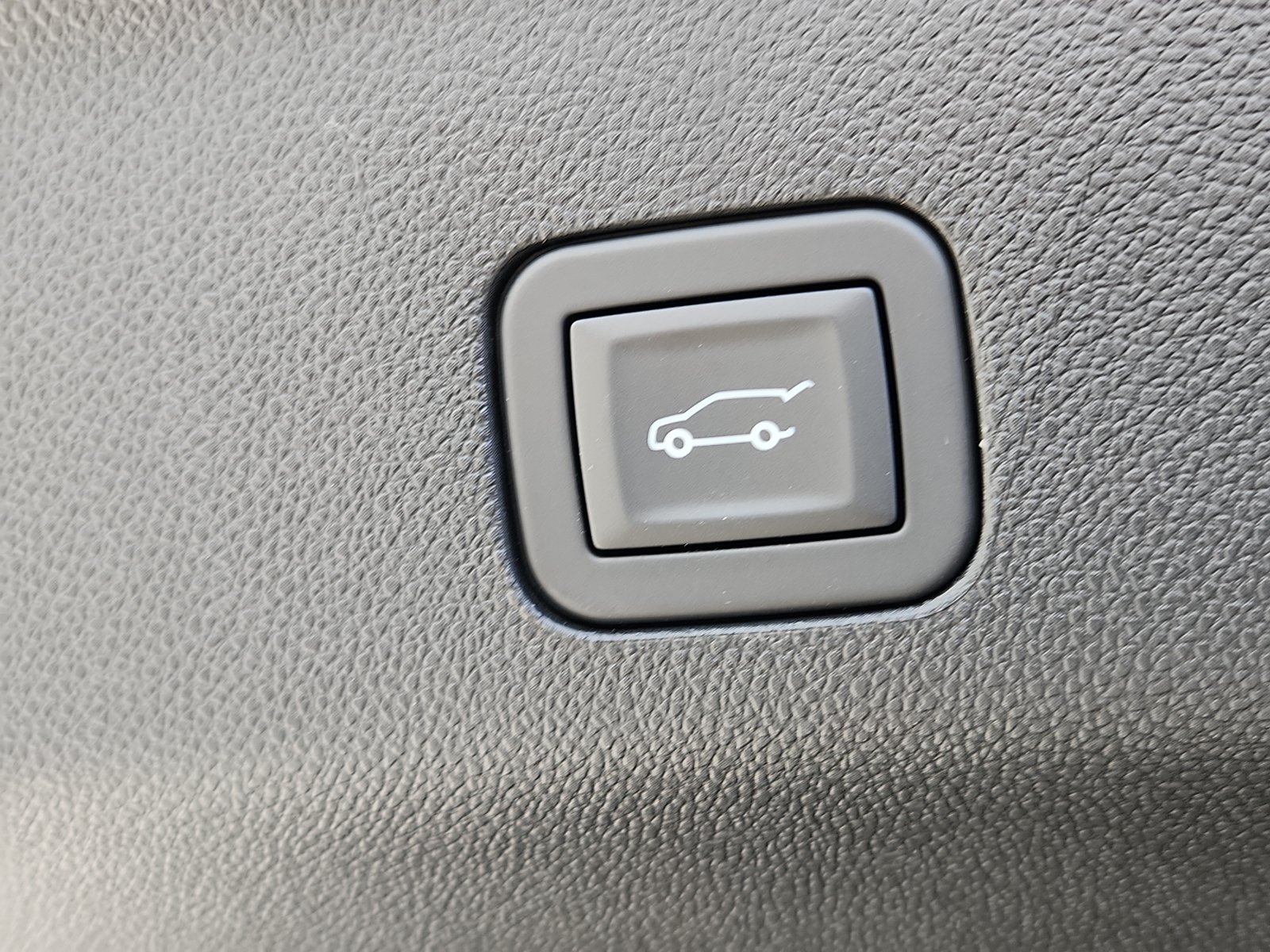 2027 GMC Yukon XL AT4 - Photo 10